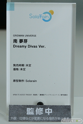 スマイルフェス2024　 フィギュア GRIDMAN UNIVERSE 宝多六花 Dreamy Divas Ver. アズールレーン バッチ COLORS:RED RED 65