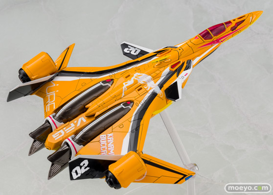 アオシマ V.F.G. No.MC-16 マクロスΔ VF-31J ジークフリード カナメ・バッカニア プラモデル 24