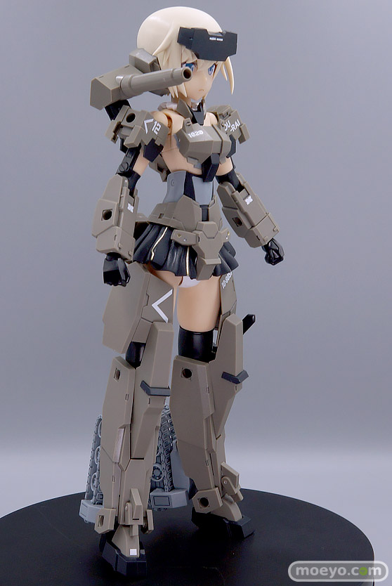 コトブキヤ フレームアームズ・ガール グランデスケール  轟雷 清水 康智 今井 康博 堀 克彦 プラモデル 製品版 作例 02