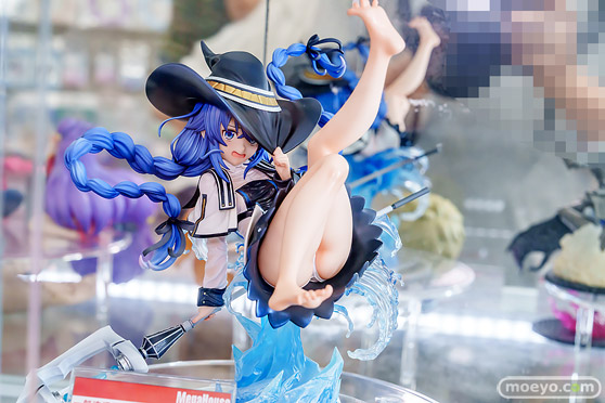 秋葉原の新作フィギュア展示の様子 あみあみ レーナ ロキシー ヤーデ 16