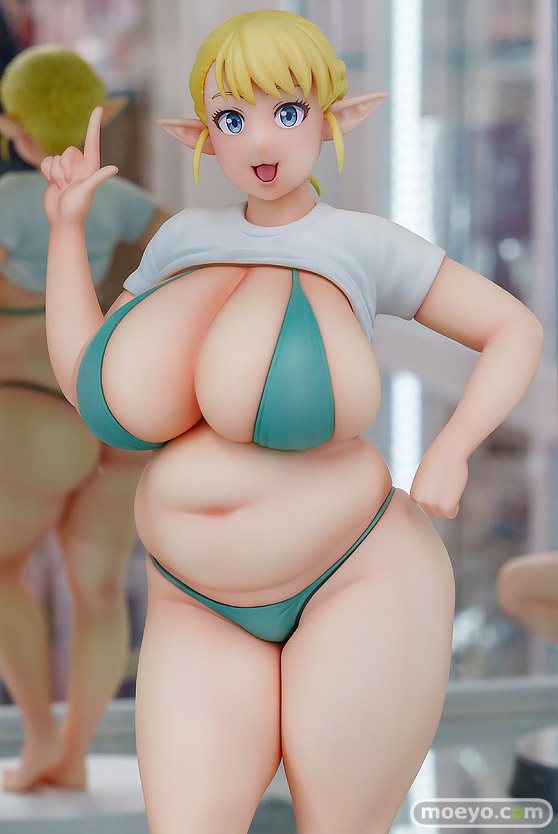 秋葉原の新作フィギュア展示の様子 東京フィギュアギャラリー 02