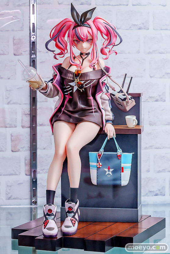 あみあみ フィギュア Brilliant Journey! アズールレーン ブレマートン ハッピー・デーティング!Ver. ene かずひろ 01