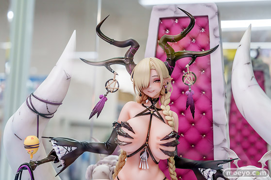 秋葉原の新作フィギュア展示の様子 2025年11月22日 あみあみ 秋葉原ラジオ会館店 尾張 フォルクバン  シャッテ 13