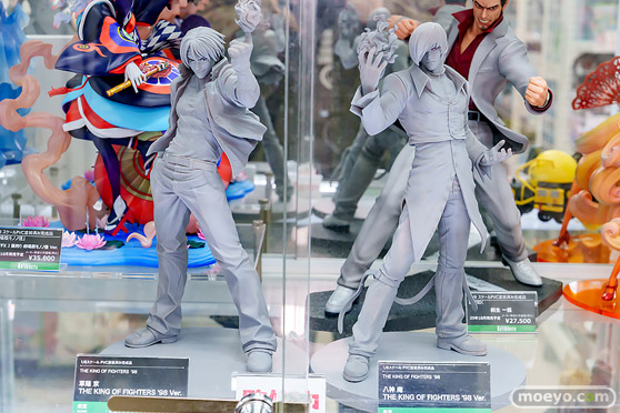 秋葉原の新作フィギュア展示の様子 2025年11月22日 あみあみ 秋葉原ラジオ会館店 ファーゴ D：キラーワイフ 草薙京 八神庵 13