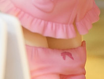 「ズボンの下が有るなんて・・・」　ウェーブ「エロマンガ先生 和泉紗霧 Sweet Ver.」アキバ☆ソフマップ2号店での製品版サンプル展示の様子